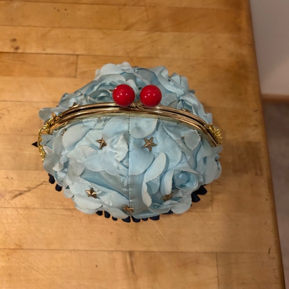 Rare Betsey Johnson American Cupcake Purse! - Picture 2 of 4